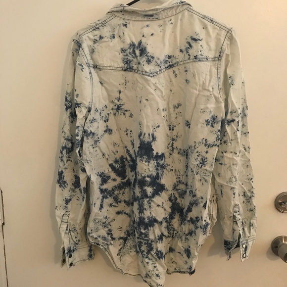 Mossimo Acid Wash Button Up Shirt - Picture 2 of 4